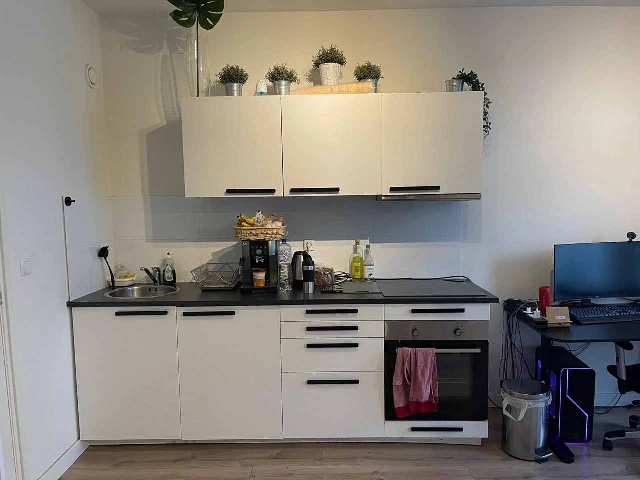 Foto van de Kamer gelegen aan de Polderlaan in Rotterdam