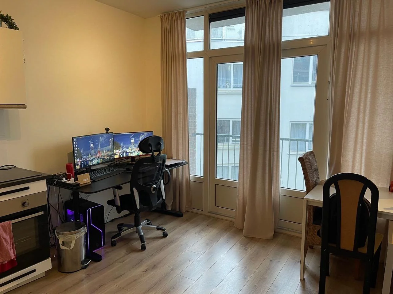 Foto van de Kamer gelegen aan de Polderlaan in Rotterdam