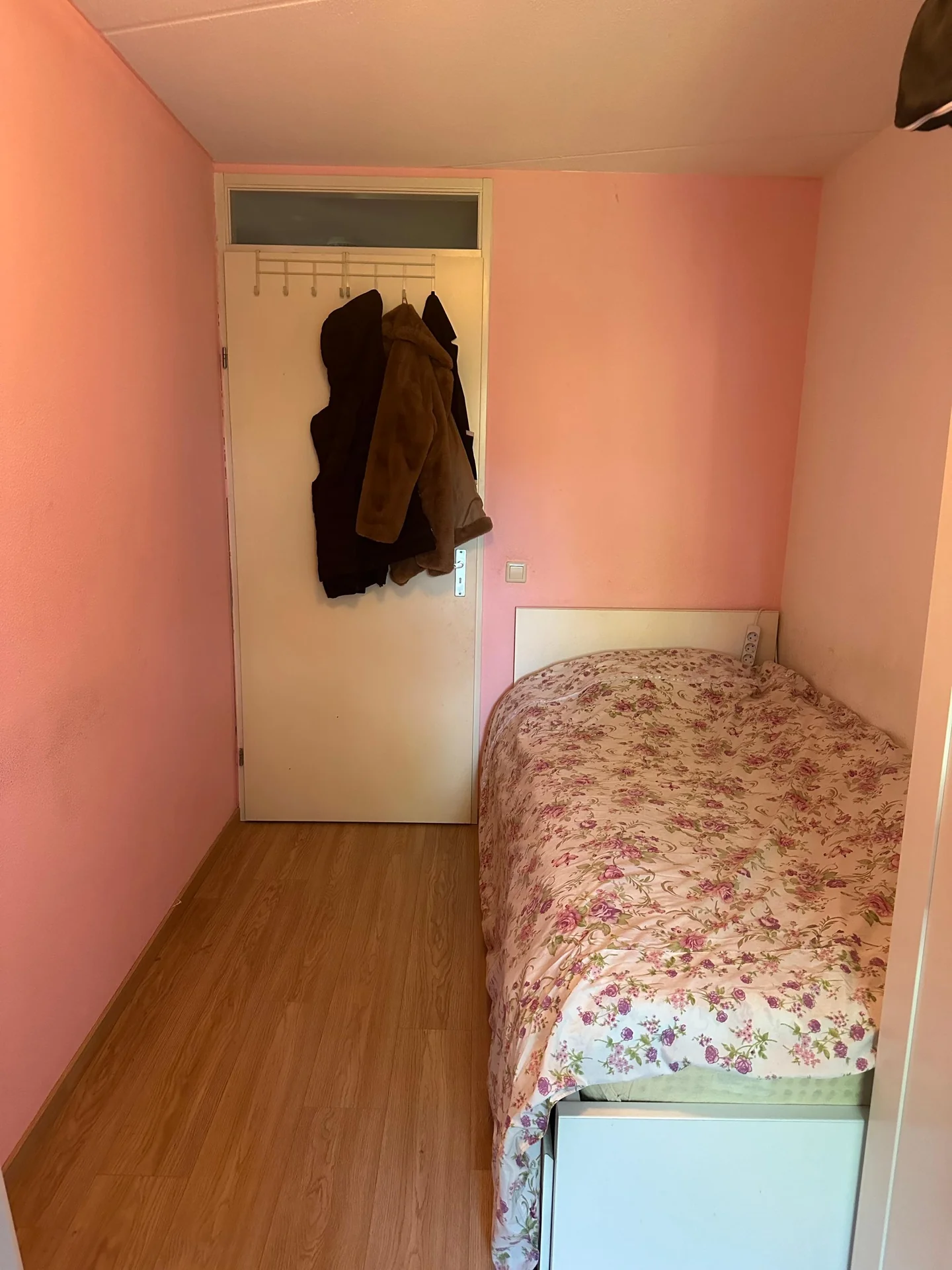 Foto van de Kamer gelegen aan de Glazenmakerhof in Den Haag