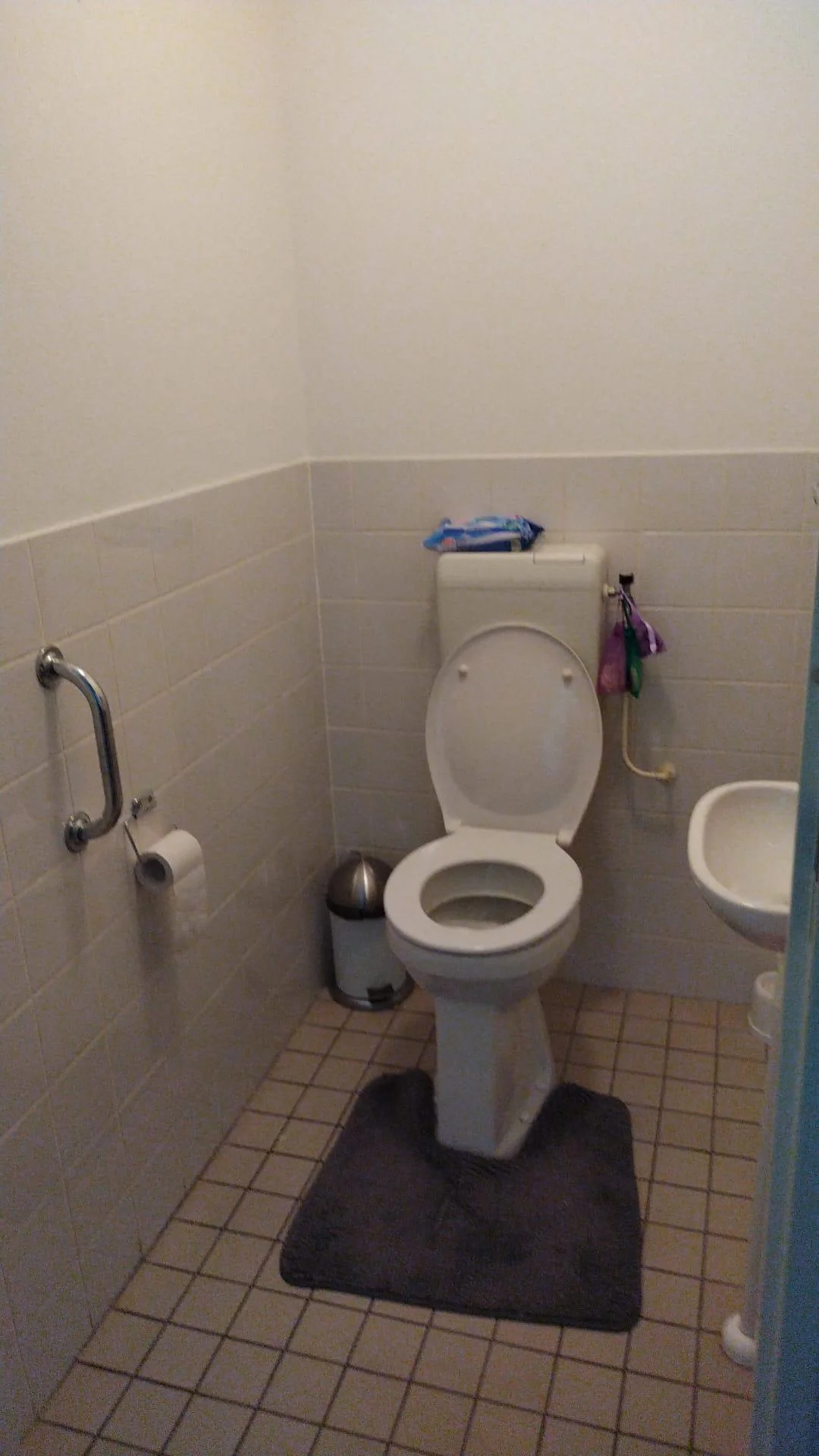 Foto van de Kamer gelegen aan de Varenhof in Rotterdam