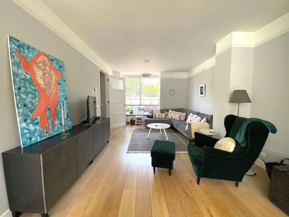 Foto van de Appartement gelegen aan de Badlaan in Amstelveen