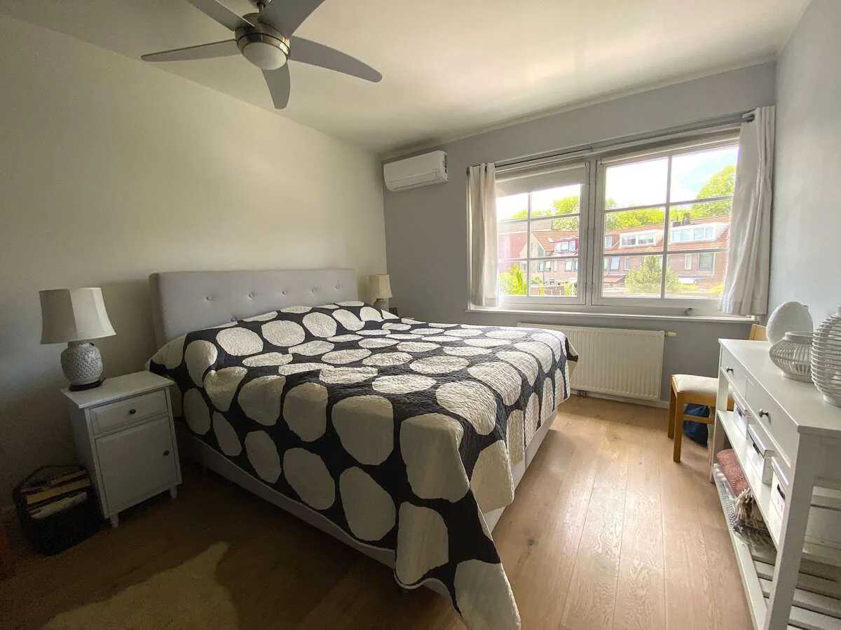 Foto van de Appartement gelegen aan de Badlaan in Amstelveen