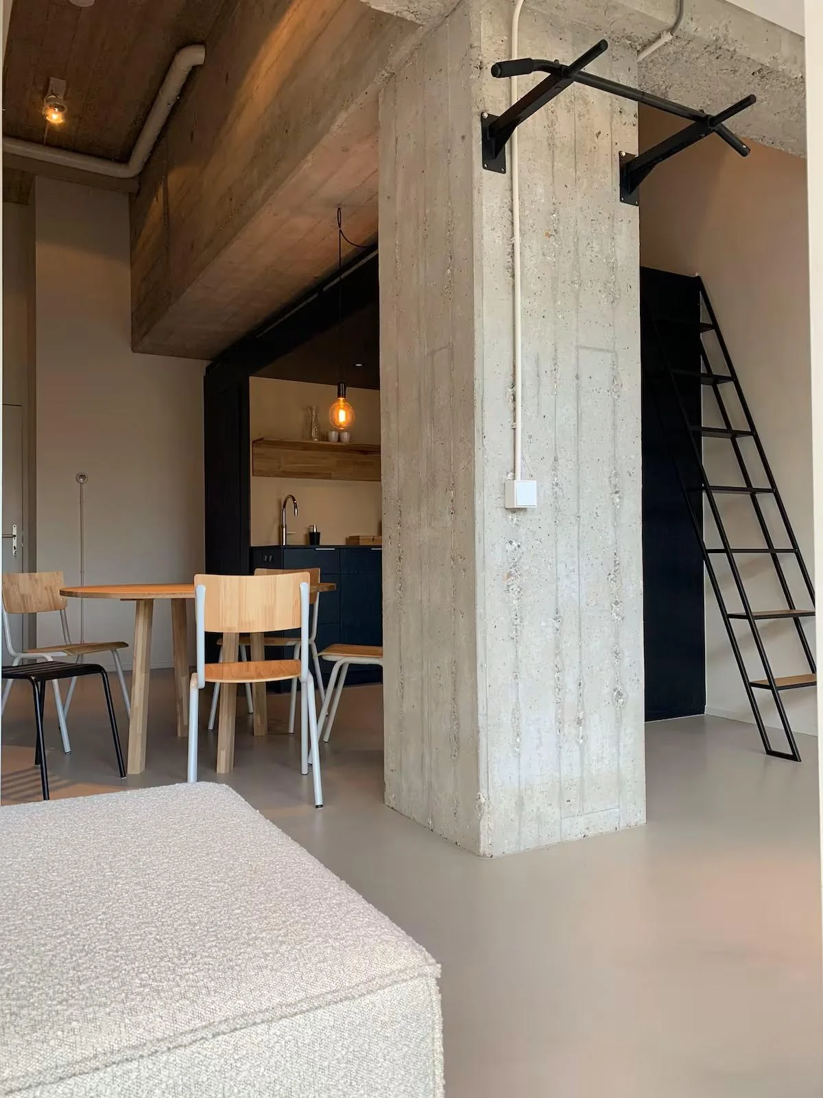 Foto van de Studio gelegen aan de Maassluisstraat in Amsterdam