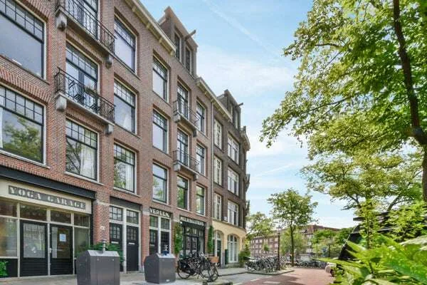 Foto van de Appartement gelegen aan de Jacob van Lennepkade in Amsterdam
