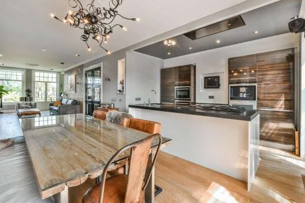 Foto van de Appartement gelegen aan de Jacob van Lennepkade in Amsterdam