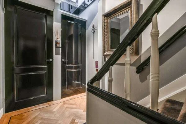 Foto van de Appartement gelegen aan de Jacob van Lennepkade in Amsterdam