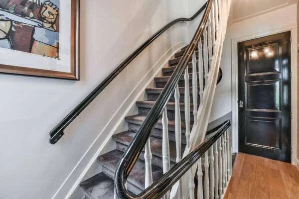Foto van de Appartement gelegen aan de Jacob van Lennepkade in Amsterdam