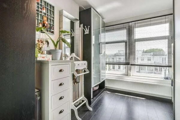 Foto van de Appartement gelegen aan de Jacob van Lennepkade in Amsterdam