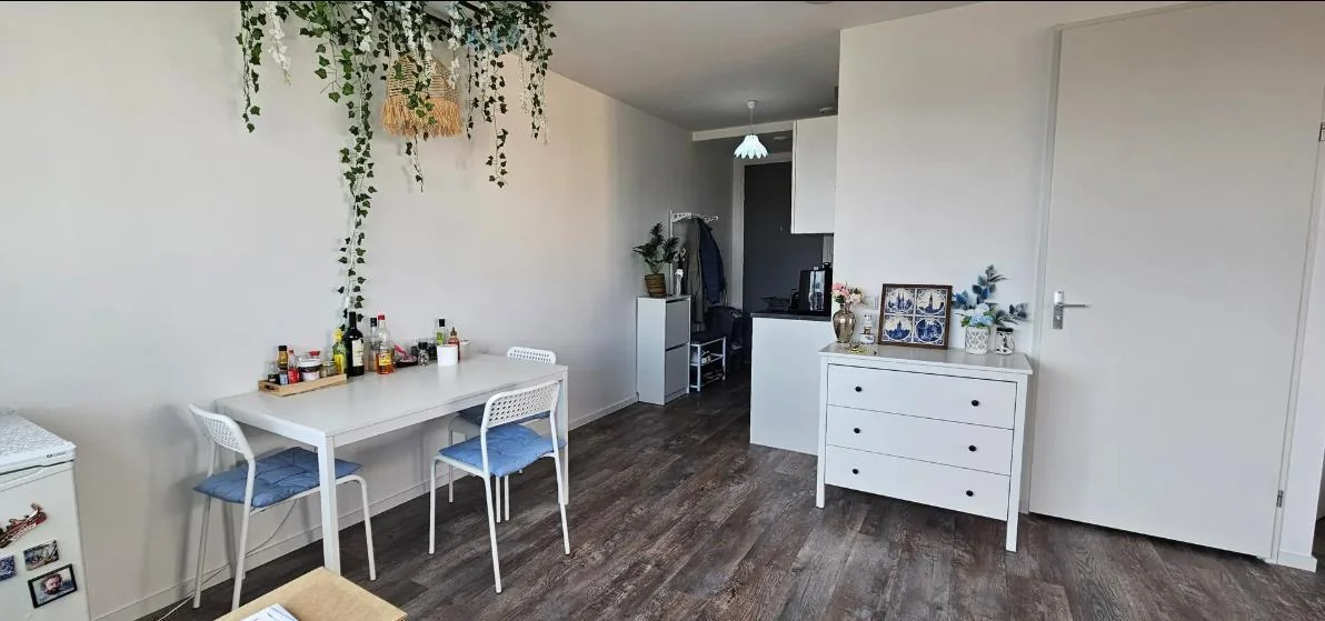 Foto van de Kamer gelegen aan de Dr H. Colijnlaan in Rijswijk