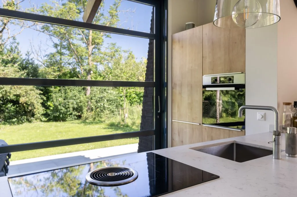 Foto van de Appartement gelegen aan de Haarlemmertrekvaart in Oegstgeest
