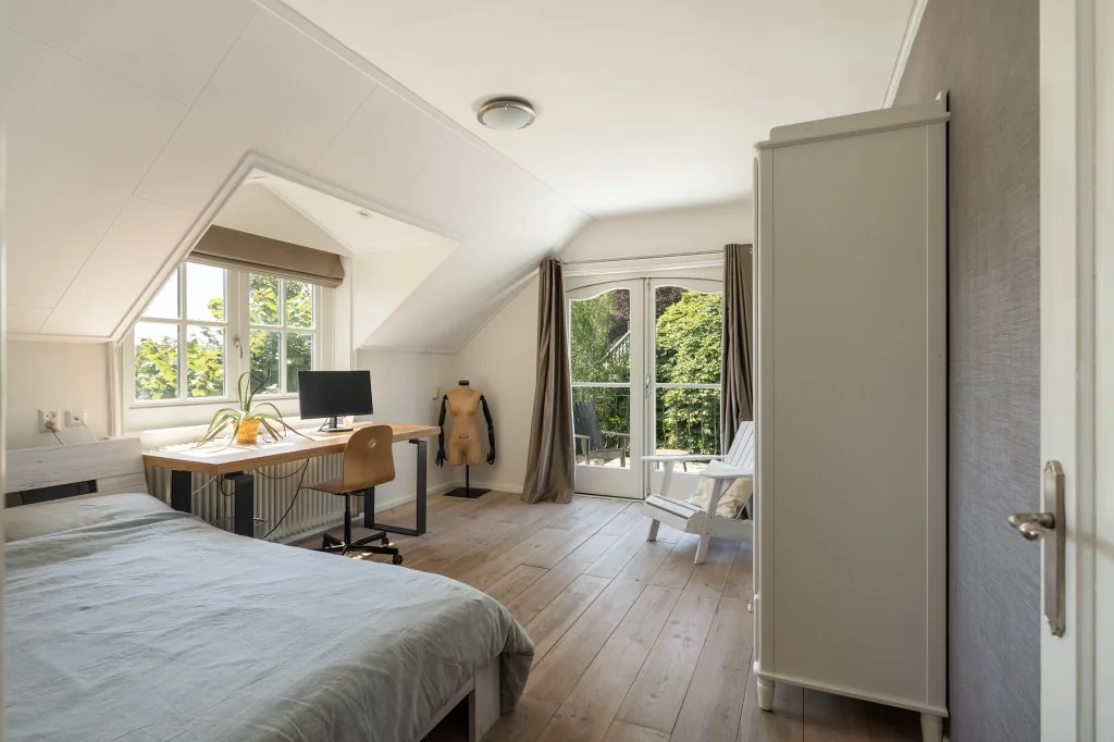 Foto van de Appartement gelegen aan de Haarlemmertrekvaart in Oegstgeest