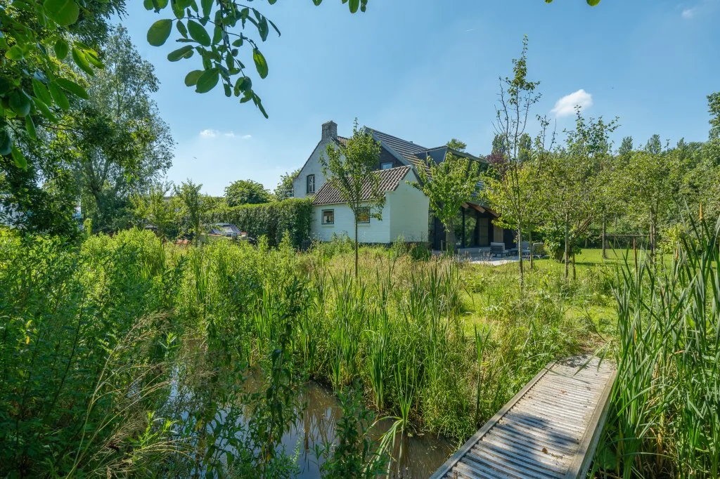 Foto van de Appartement gelegen aan de Haarlemmertrekvaart in Oegstgeest