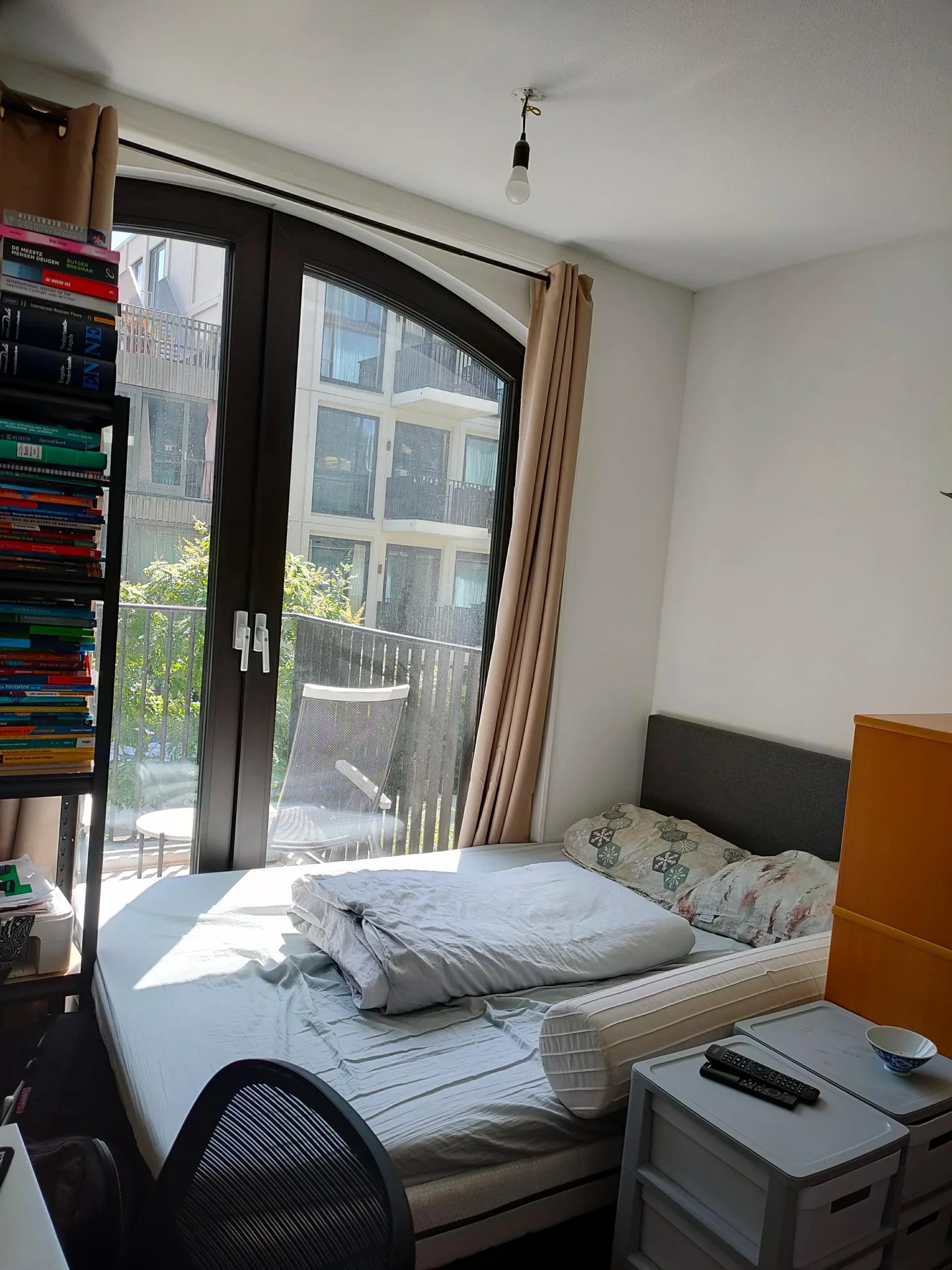 Foto van de Kamer gelegen aan de Oostenburgermiddenstraat in Amsterdam