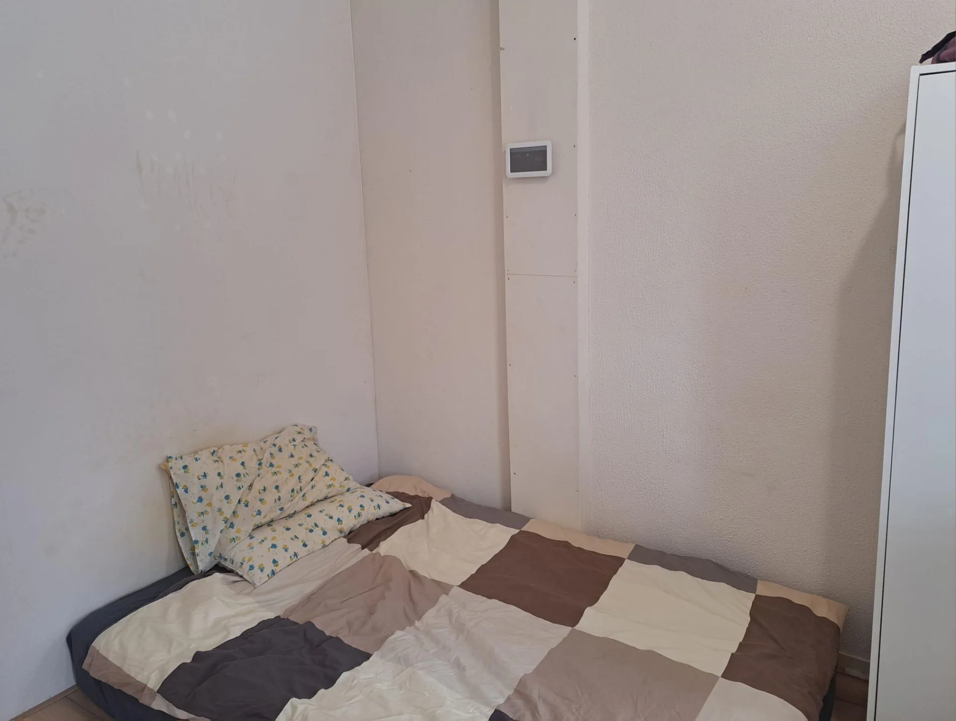 Foto van de Kamer gelegen aan de Bovenstraat in Rotterdam