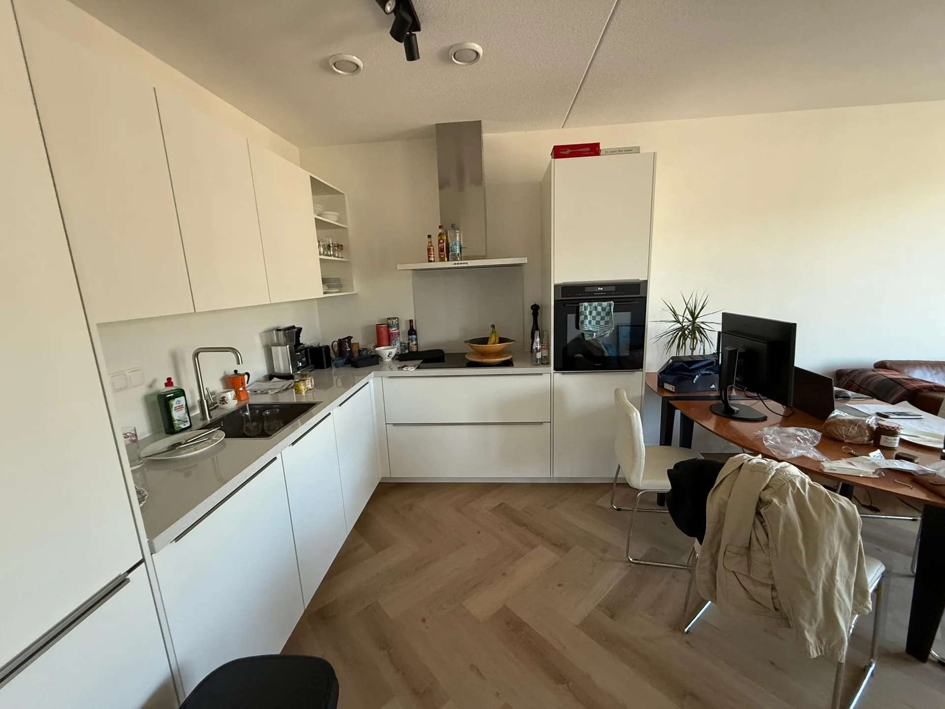 Foto van de Kamer gelegen aan de Roentgenstraat in Rotterdam