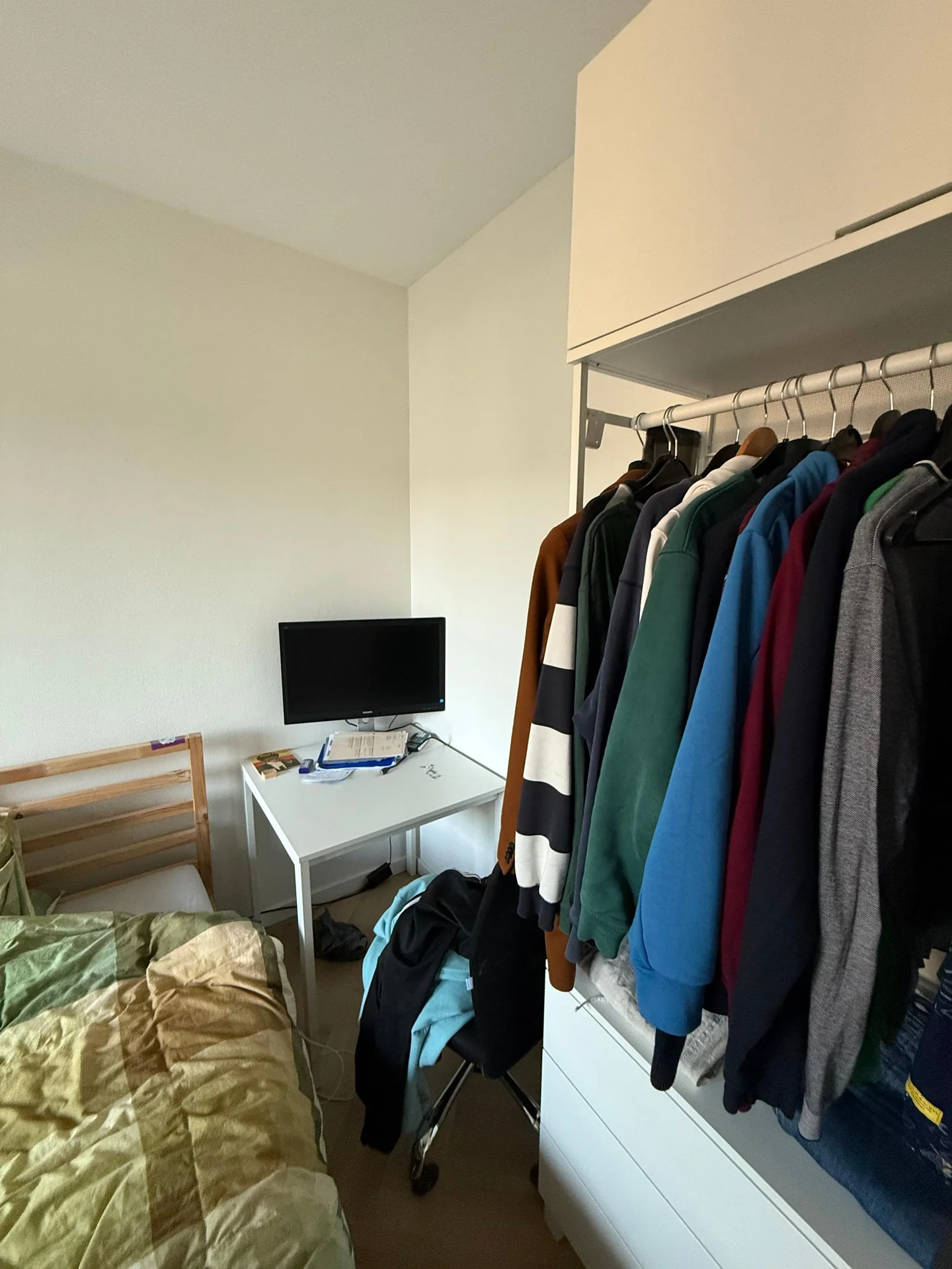 Foto van de Kamer gelegen aan de Roentgenstraat in Rotterdam