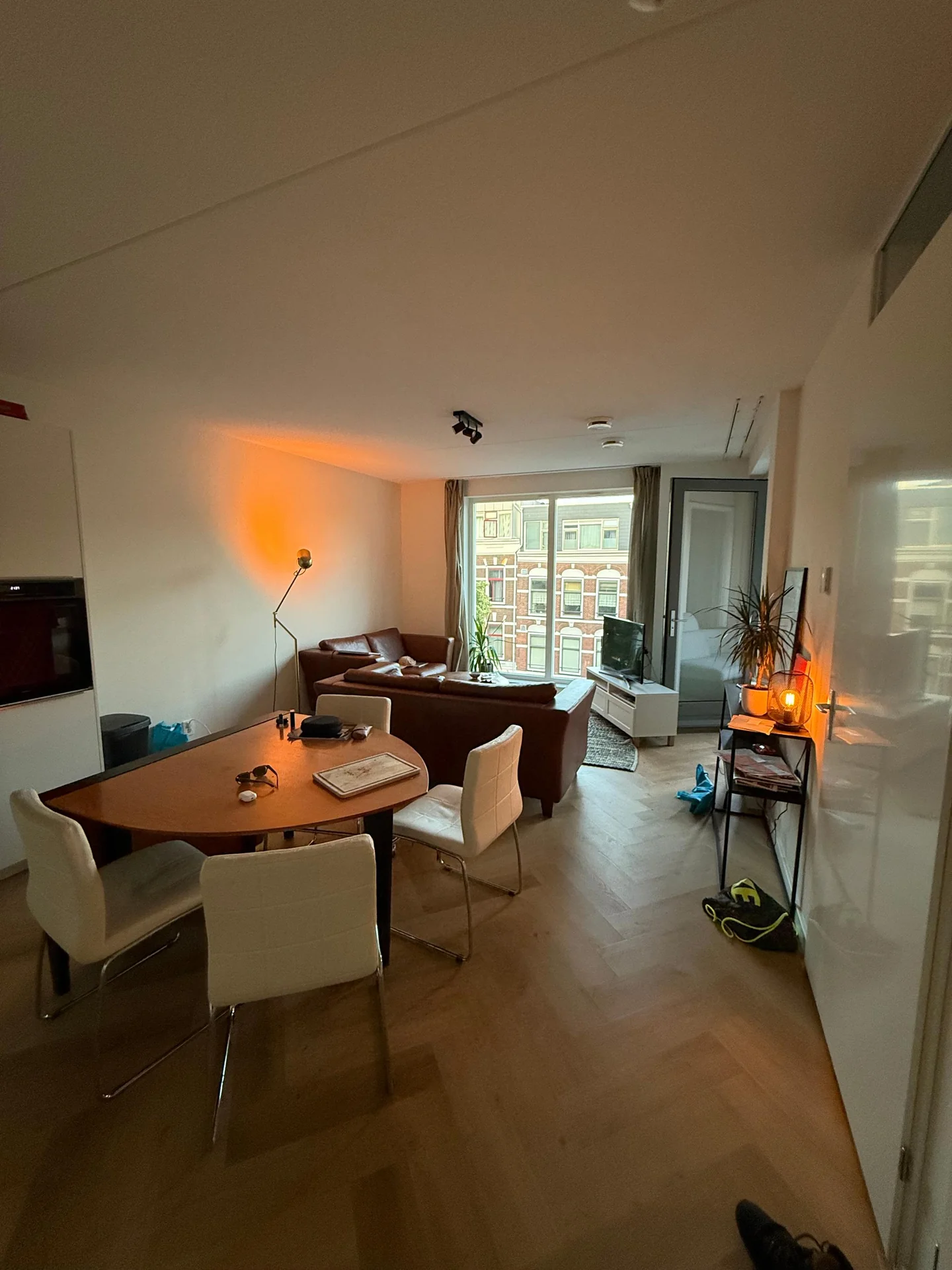 Foto van de Kamer gelegen aan de Roentgenstraat in Rotterdam