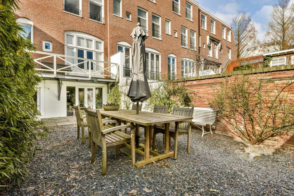Foto van de Appartement gelegen aan de Hogeweg in Amsterdam