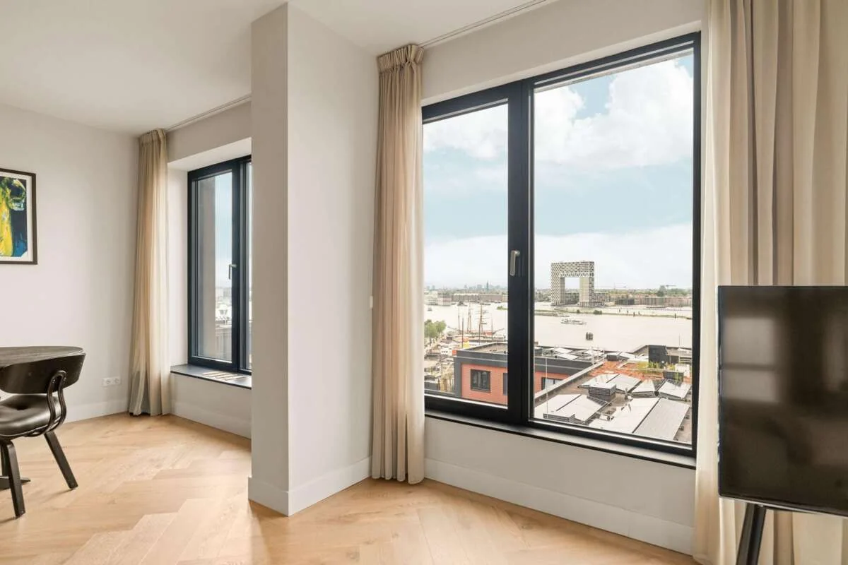 Foto van de Appartement gelegen aan de Hellingstraat in Amsterdam