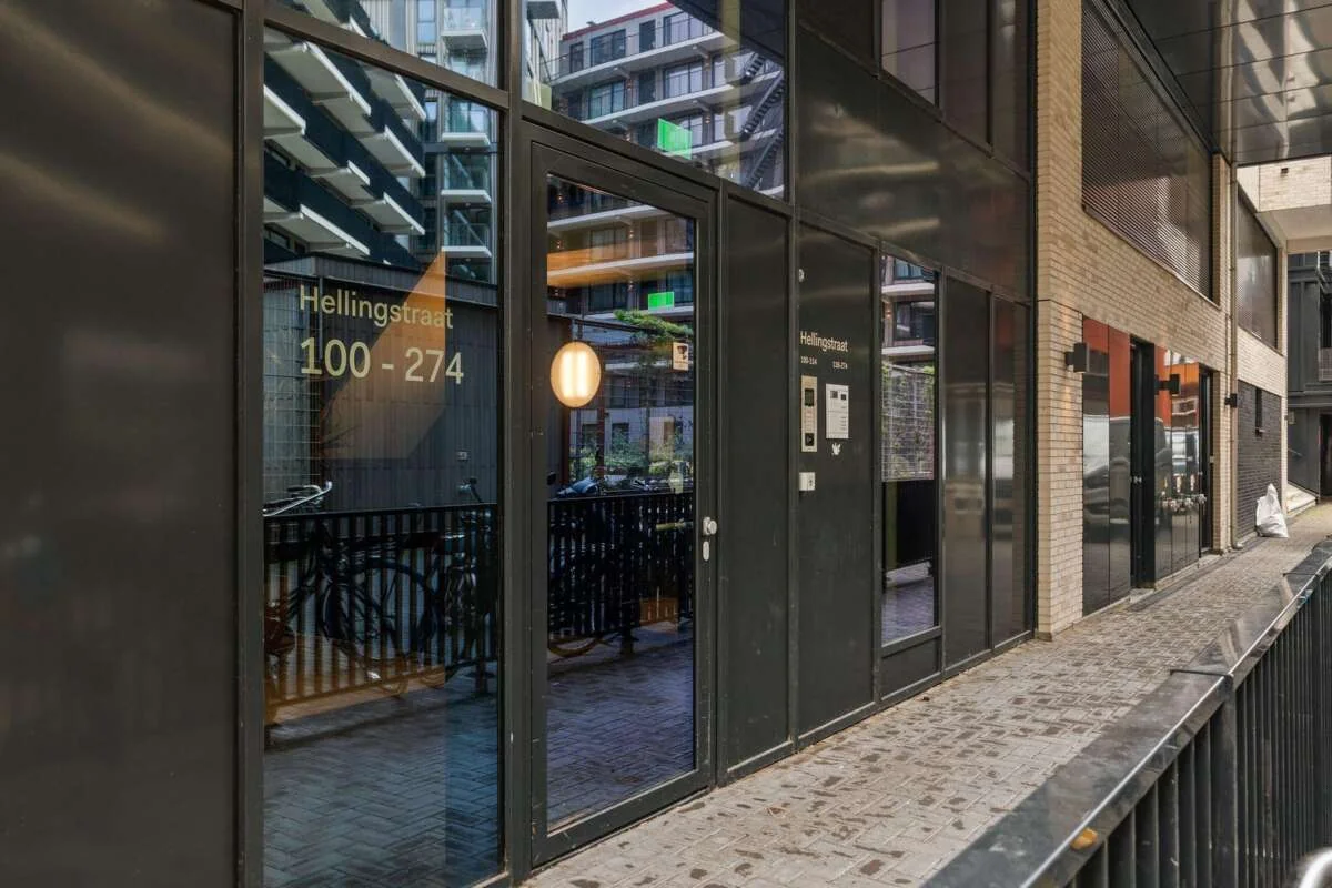 Foto van de Appartement gelegen aan de Hellingstraat in Amsterdam