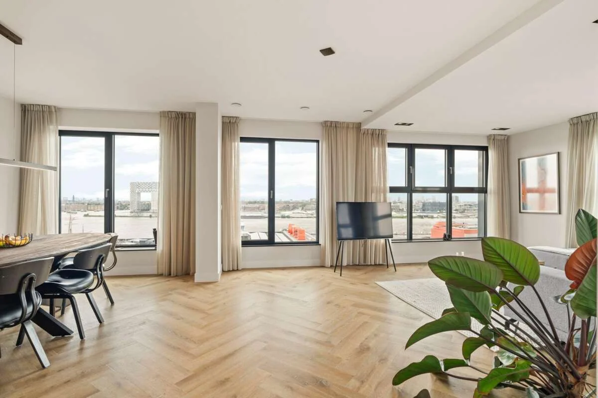 Foto van de Appartement gelegen aan de Hellingstraat in Amsterdam