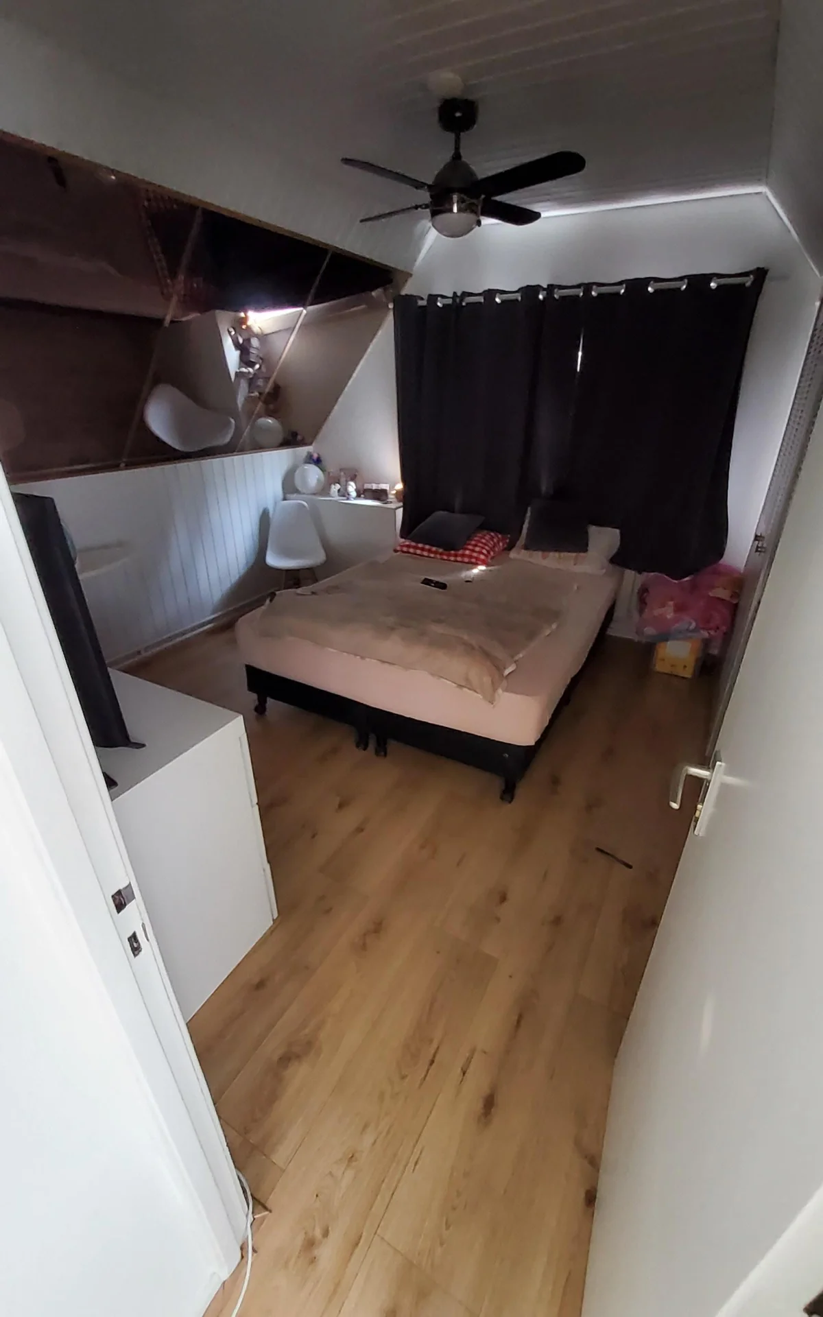 Foto van de Studio gelegen aan de Boergoensevliet in Rotterdam
