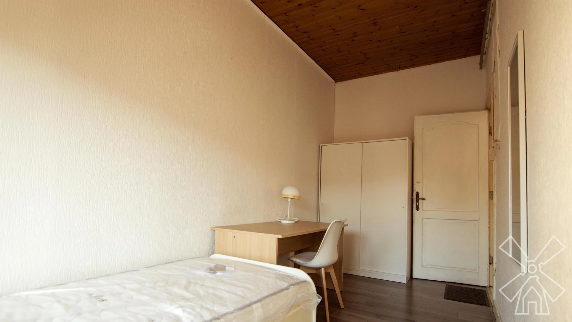 Foto van de Kamer gelegen aan de Lyonnetstraat in Den Haag