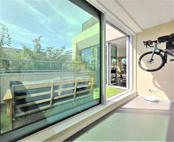 Foto van de Appartement gelegen aan de Radarweg in Amsterdam