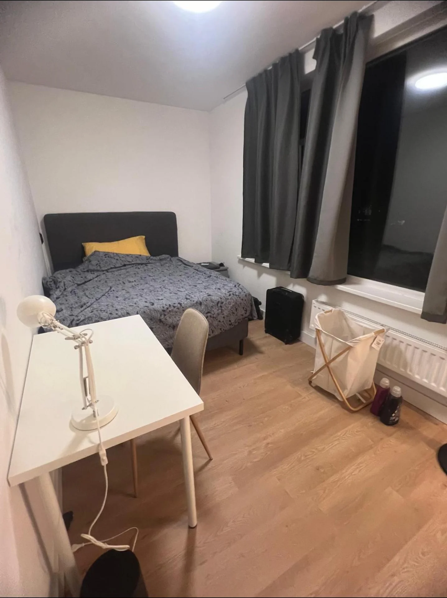Foto van de Kamer gelegen aan de Kerstendijk in Rotterdam