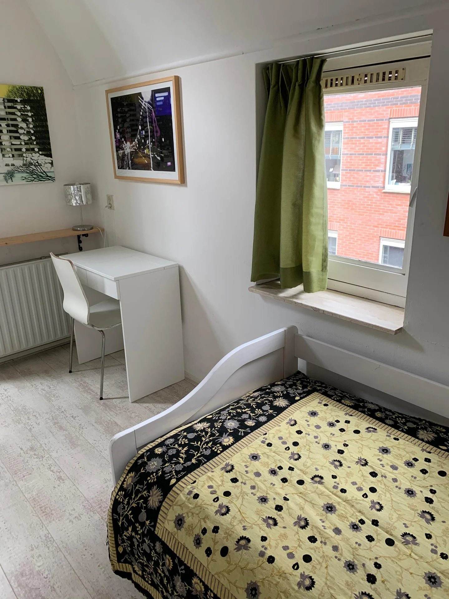 Foto van de Kamer gelegen aan de Goudsbloemstraat in Amsterdam