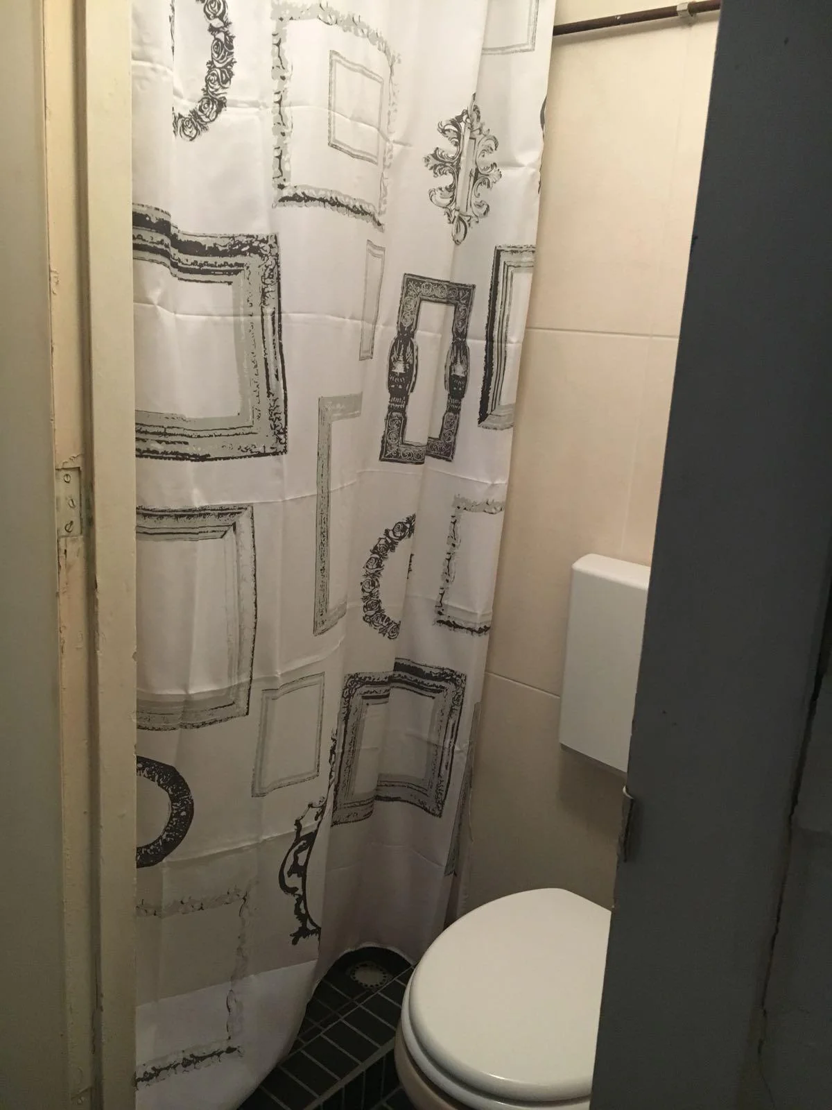Foto van de Kamer gelegen aan de IJsclubstraat in Rotterdam