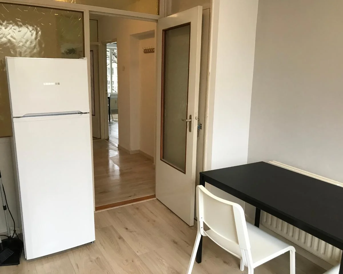 Foto van de Kamer gelegen aan de Adriaan Dortsmanstraat in Rotterdam