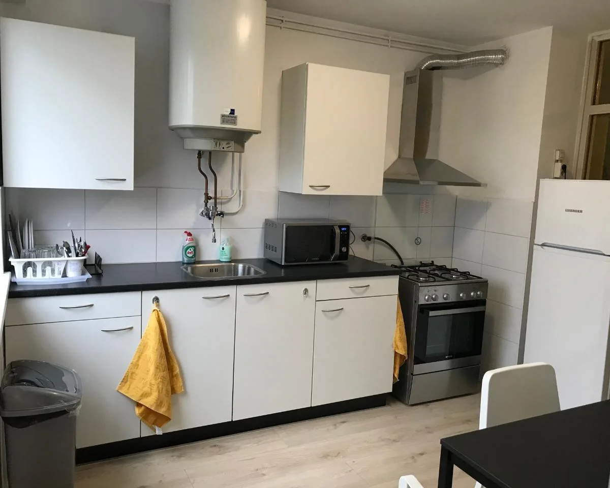 Foto van de Kamer gelegen aan de Adriaan Dortsmanstraat in Rotterdam