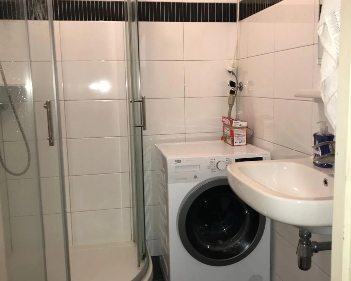 Foto van de Kamer gelegen aan de Adriaan Dortsmanstraat in Rotterdam