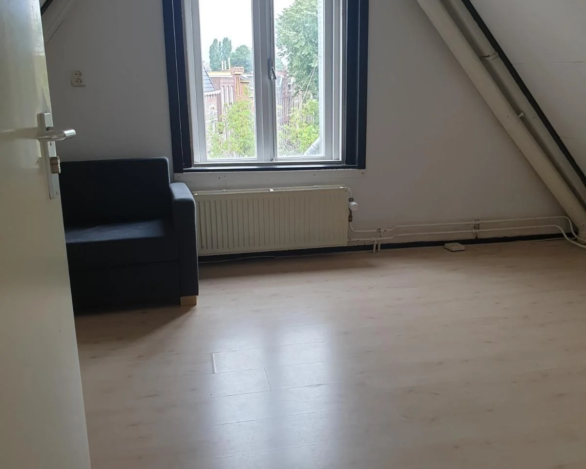 Foto van de Kamer gelegen aan de Van Sijsenstraat in Groningen