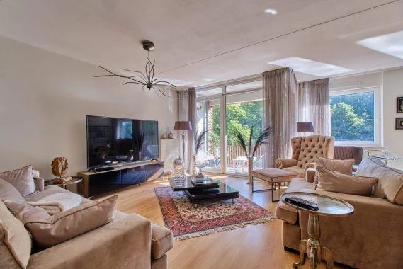 Foto van de Appartement gelegen aan de President Allendelaan in Amsterdam