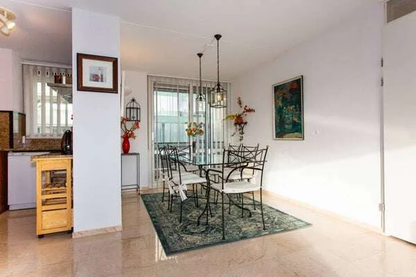 Foto van de Appartement gelegen aan de Palaceplein in Den Haag