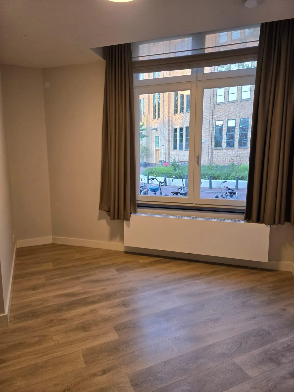 Foto van de Kamer gelegen aan de Weteringkade in Den Haag