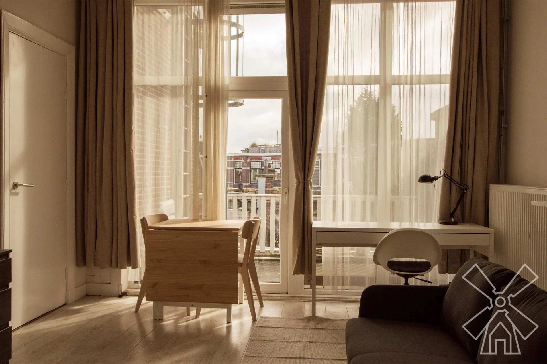 Foto van de Kamer gelegen aan de Valkenboslaan in Den Haag