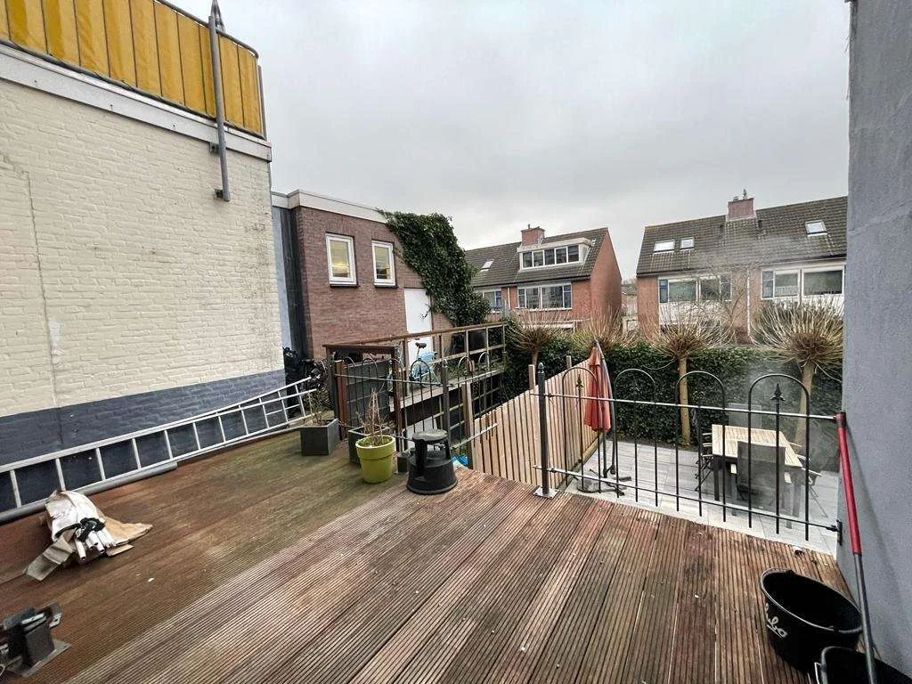 Foto van de Appartement gelegen aan de Dordtsestraatweg in Rotterdam