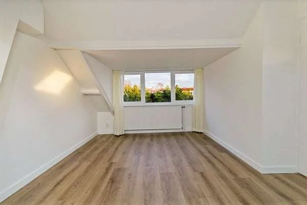 Foto van de Appartement gelegen aan de Graaf Aelbrechtlaan in Amstelveen