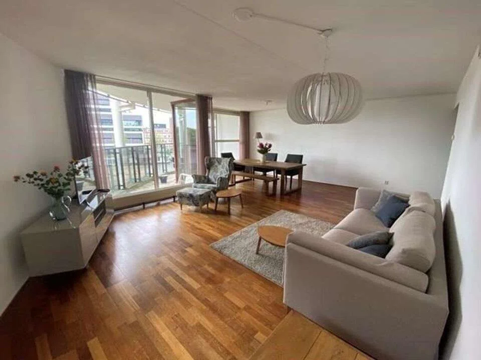 Foto van de Appartement gelegen aan de Omval in Amsterdam