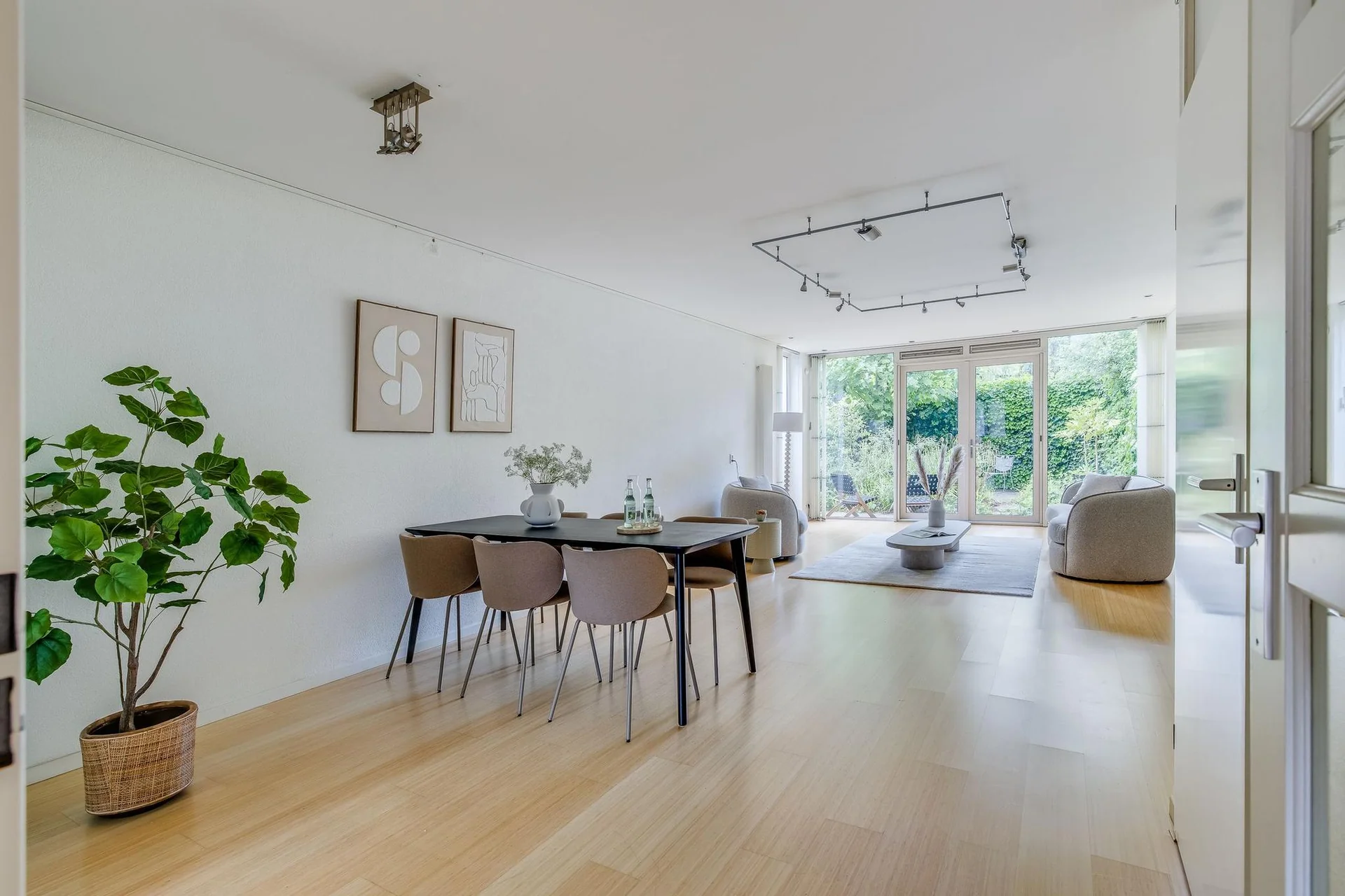 Foto van de Kamer gelegen aan de Lotharingen in Utrecht