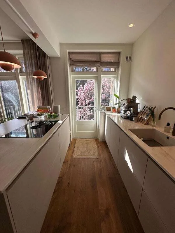 Foto van de Appartement gelegen aan de Victorieplein in Amsterdam