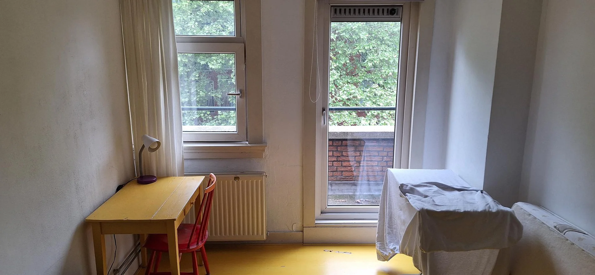 Foto van de Kamer gelegen aan de Mathenesserdijk in Rotterdam