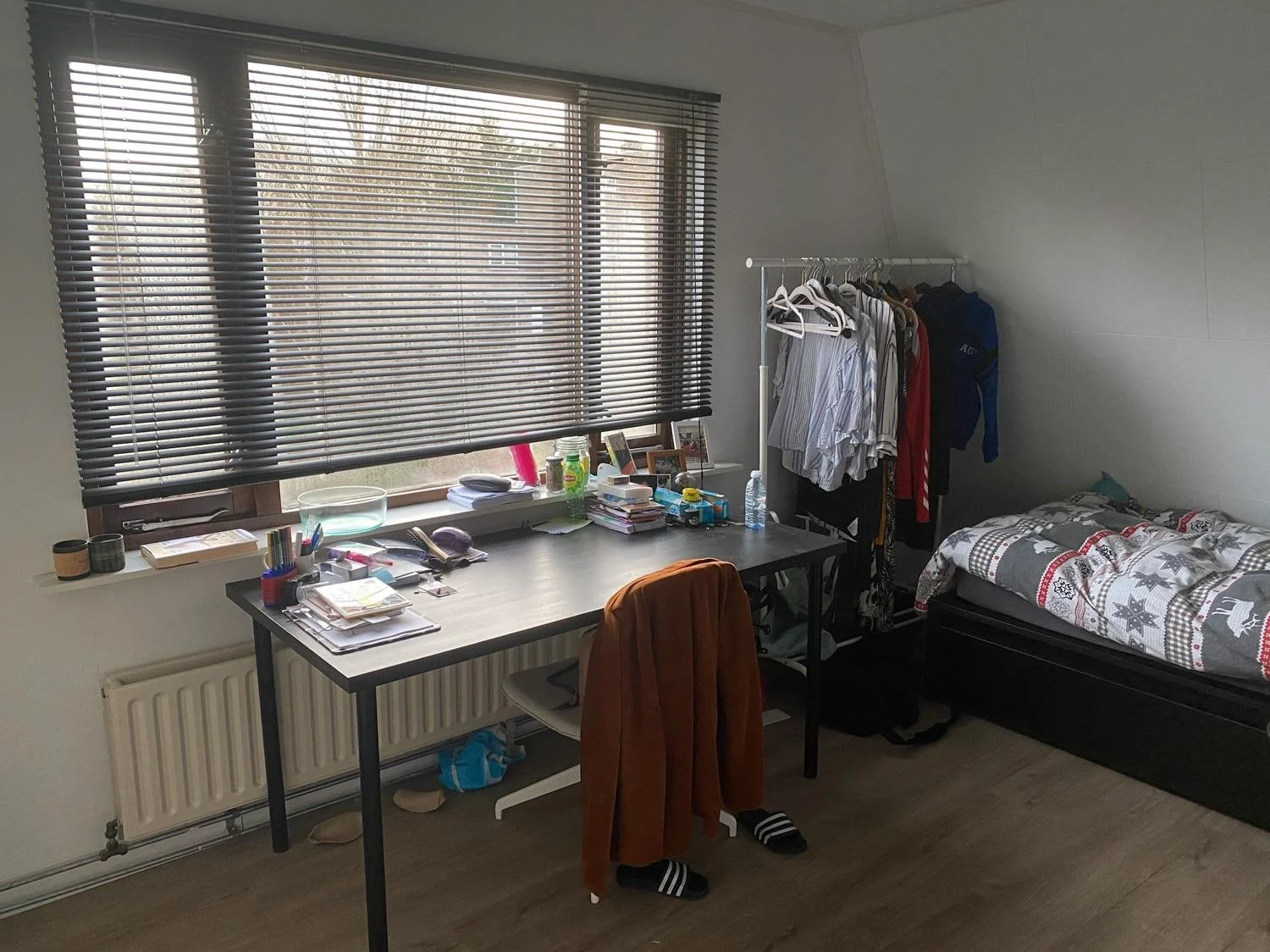 Foto van de Kamer gelegen aan de Van den Berghlaan in Hoofddorp