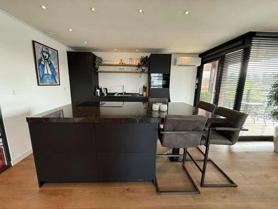 Foto van de Appartement gelegen aan de Fluweelboomlaan in Amstelveen