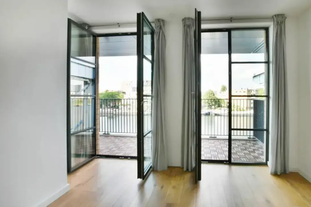 Foto van de Appartement gelegen aan de VOC-kade in Amsterdam