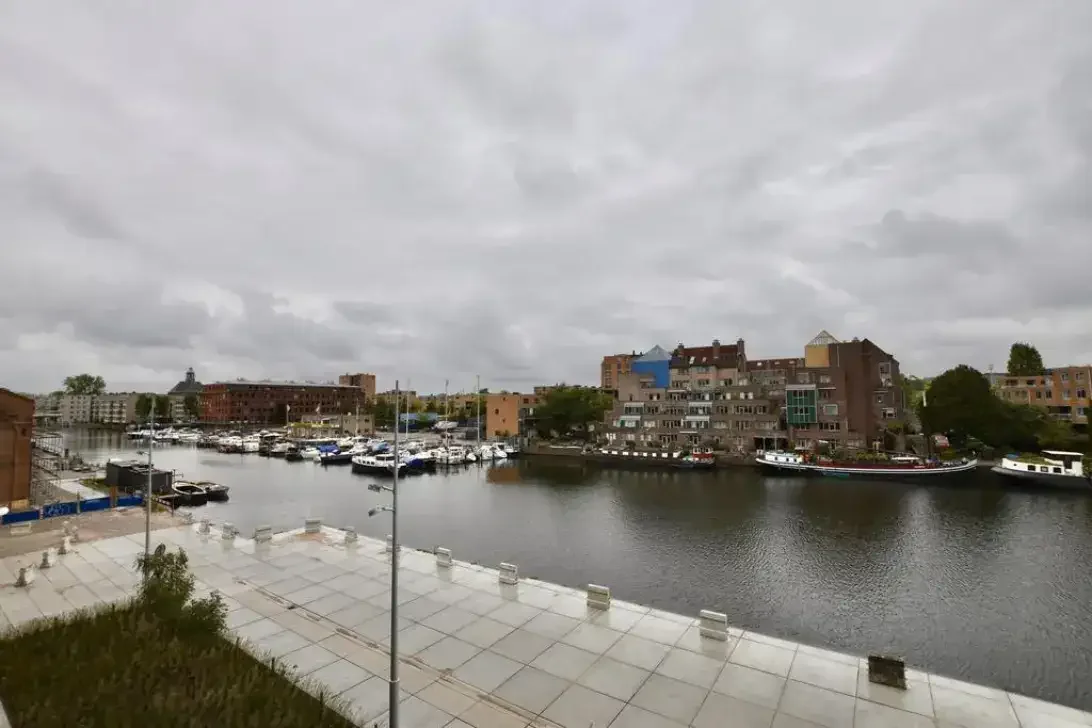 Foto van de Appartement gelegen aan de VOC-kade in Amsterdam