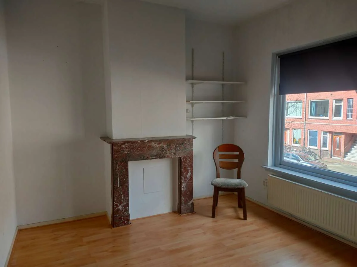 Foto van de Kamer gelegen aan de Jan van Galenstraat in Groningen